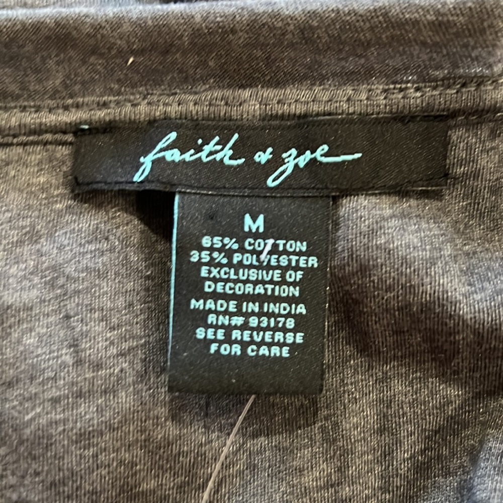 Faith & Zoe shirt size M - Picture 7 of 7